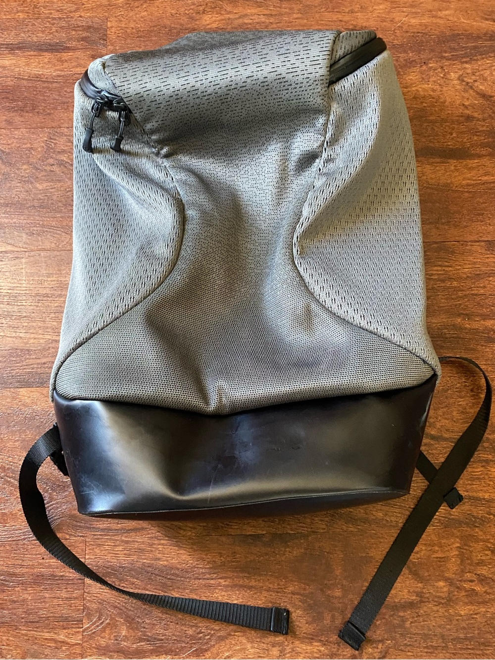 Lululemon Backpack - Picture 2 of 10